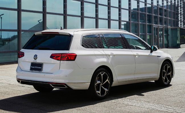 VWパサート・ヴァリアントの新プラグインハイブリッド車が日本